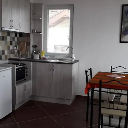 Apartament Апартамент 5 Чакови
