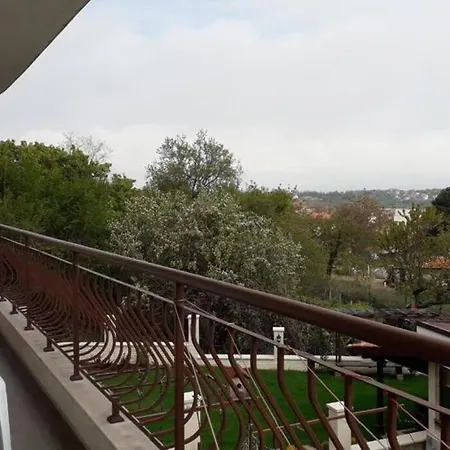 Апартамент 5 Чакови Apartament Bjała